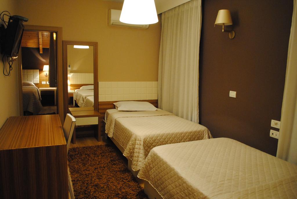 Hotel Vila 60 Tirana Exteriér fotografie